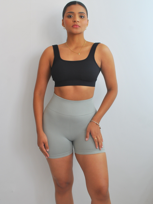 Short Essential Gris Claro