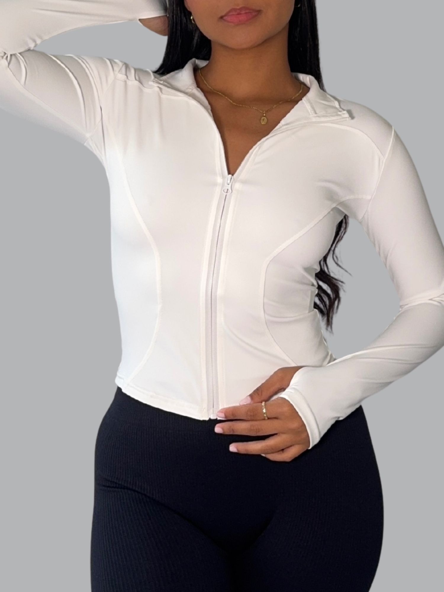 TOPS Y CHAQUETAS