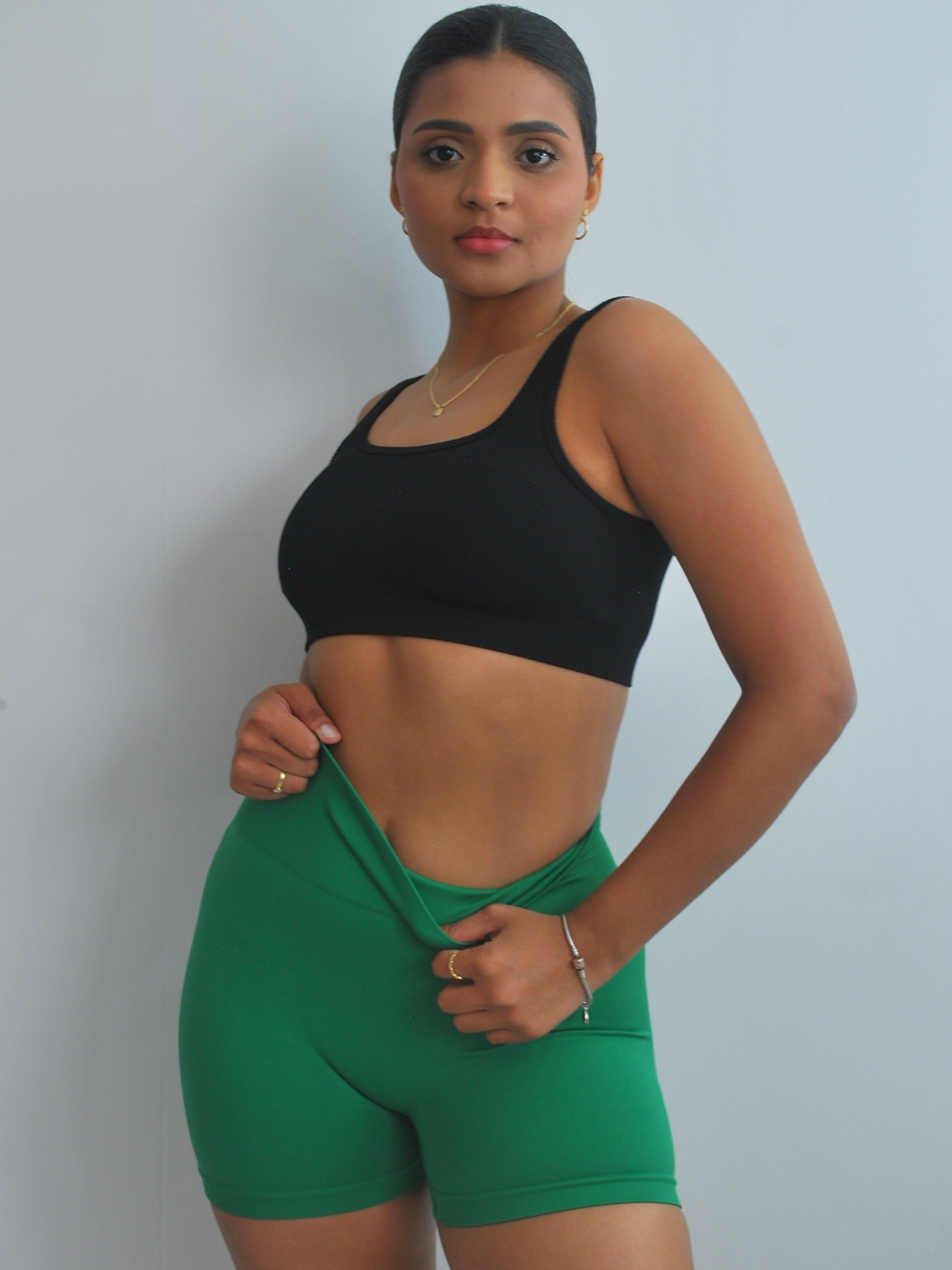 Short Essential Verde